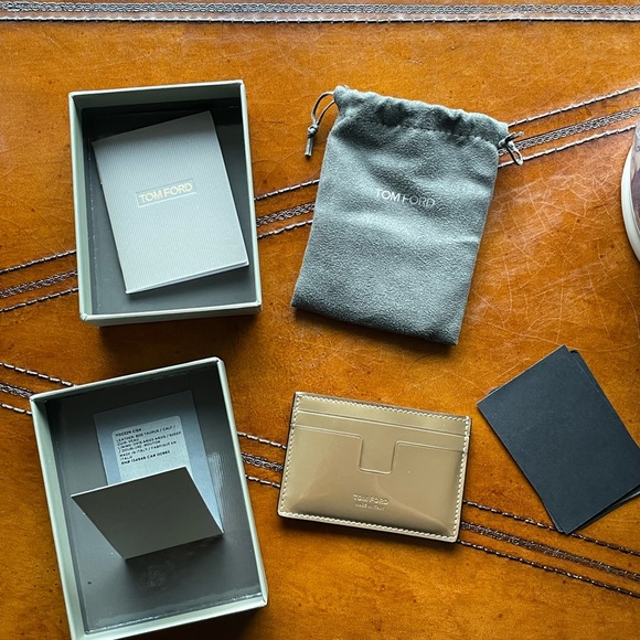 NWT Tom Ford Gold Credit Card Holder - Picture 7 of 10